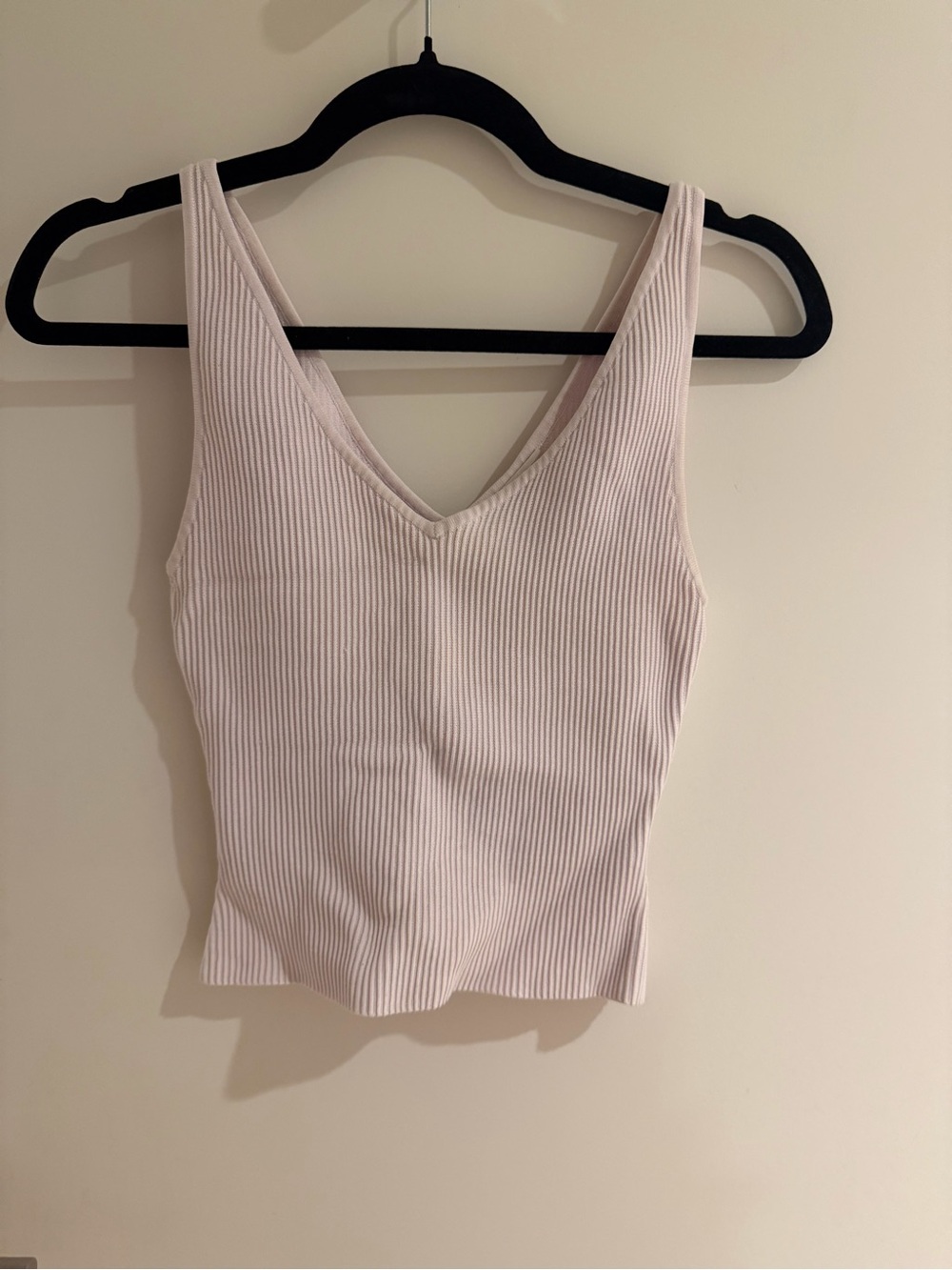 Babaton Ribbed V-Neck Tank in Pale Pink